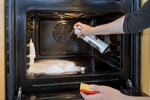 oven-cleaning